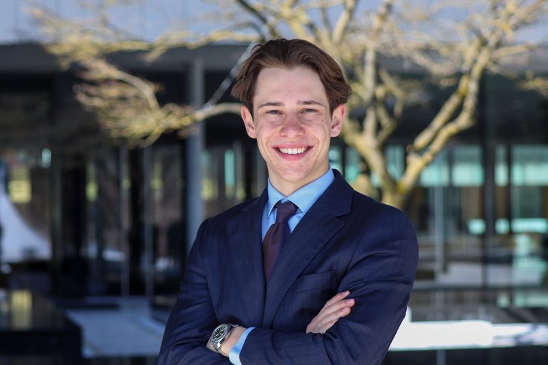 Max — Moderniza tu Despacho